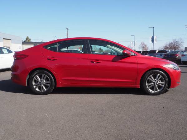 2018 Hyundai Elantra SEL - - by dealer - vehicle for sale in Bend, OR – photo 3