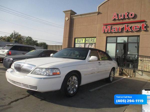 2005 Lincoln Town Car Signature Limited 4dr Sedan $0 Down WAC/ Your... for sale in Oklahoma City, OK – photo 2
