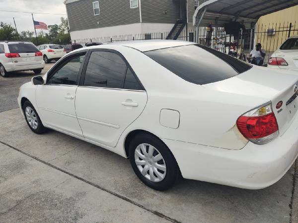 2006 Toyota Camry 4dr Sdn XLE Auto (Natl) - - by for sale in New Orleans, LA – photo 18