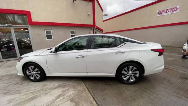 2019 Nissan Altima 2.5 S - cars & trucks - by dealer - vehicle... for sale in Great Neck, NY – photo 12