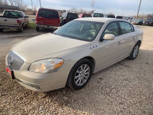 2011 BUICK LUCERNE CXL - LOADED ***** ONLY 130K MILES ***** RUNS... for sale in Kansas City, MO – photo 4