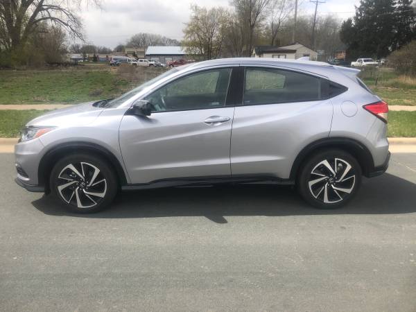 2019 Honda HR-V SPORT - - by dealer - vehicle for sale in Farmington, MN – photo 8