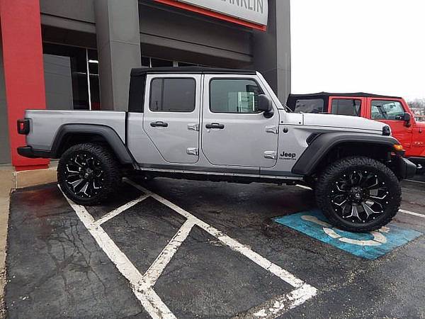 2020 Jeep Gladiator - Nice and Clean - Call Brandon at for sale in Kansas City, MO – photo 2