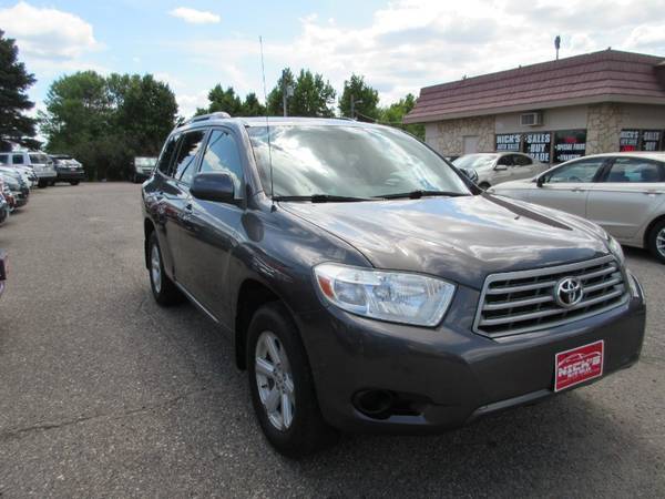 2008 Toyota Highlander Base 4WD - cars & trucks - by dealer -... for sale in Moorhead, ND – photo 12