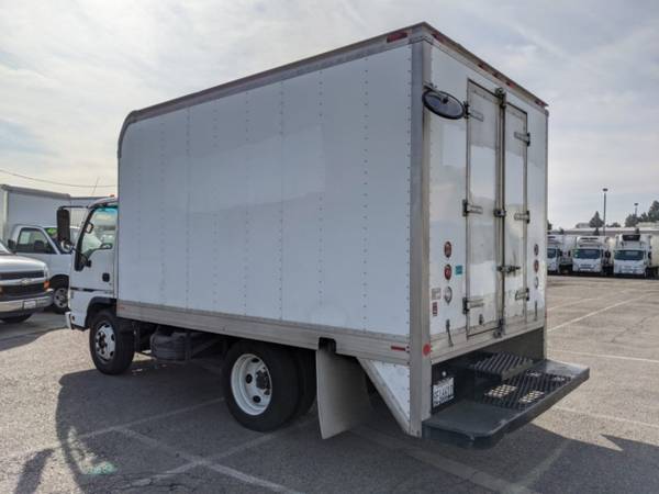 2006 Chevrolet W4500 12FT Box Truck - - by dealer for sale in Fountain Valley, CA – photo 3