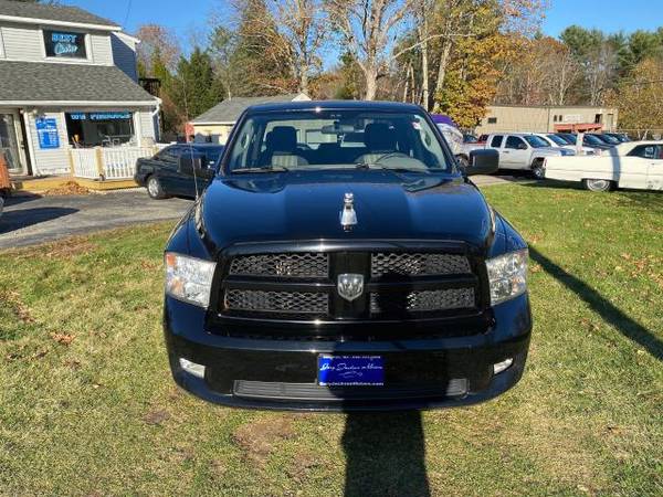 2012 RAM 1500 4WD Quad Cab 140.5 Express - cars & trucks - by dealer... for sale in North Oxford, MA – photo 3