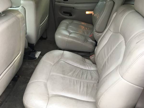 2001 CHEVROLET SUBURBAN 1500 AUTO AIR LOADED 3RD ROW SEAT for sale in Sarasota, FL – photo 12