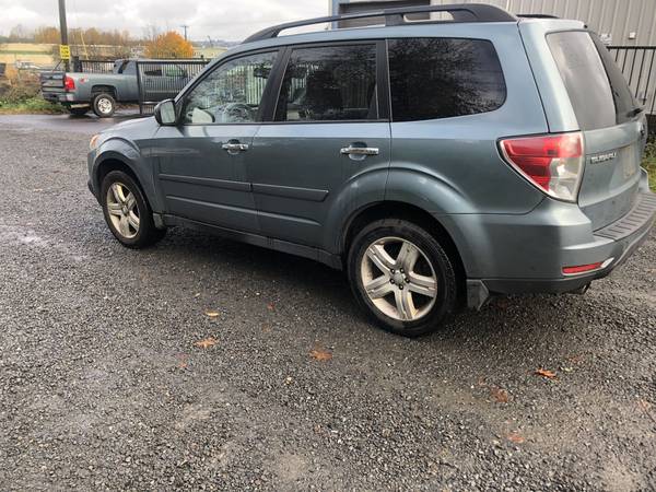 2009 Subaru Forester - Financing Available! - cars & trucks - by... for sale in Portland, OR – photo 4