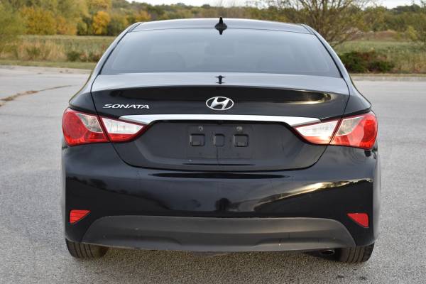 2014 Hyundai Sonata GLS ***59K MILES ONLY*** - cars & trucks - by... for sale in Omaha, IA – photo 12