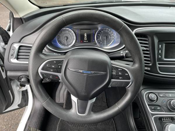 2015 Chrysler 200 4dr Sedan Limited FWD - - by for sale in Eugene, OR – photo 6