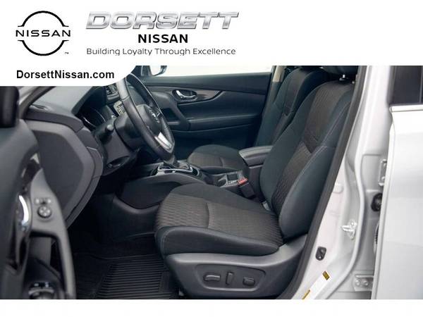 2018 Nissan Rogue hatchback Brilliant Silver - cars & trucks - by... for sale in Terre Haute, IN – photo 12