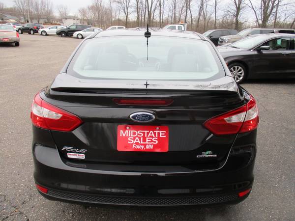 37 MPG! 93,956 MILES! 2014 FORD FOCUS SE - cars & trucks - by dealer... for sale in Foley, MN – photo 6