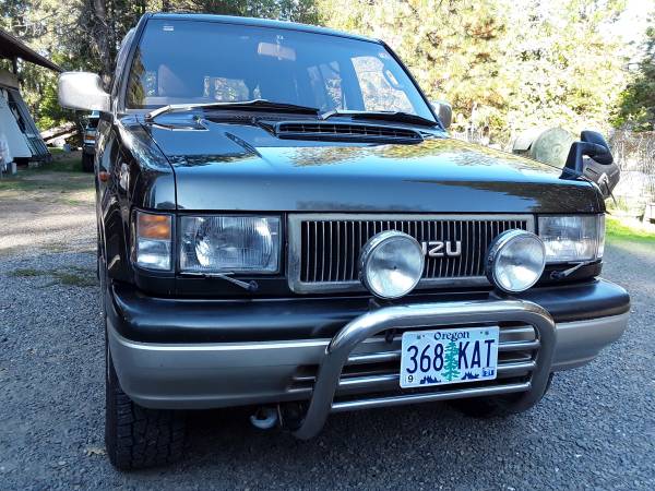 1992 Isuzu Bighorn Rt Hand Drive 4x4 for sale in Gold Hill, OR – photo 3
