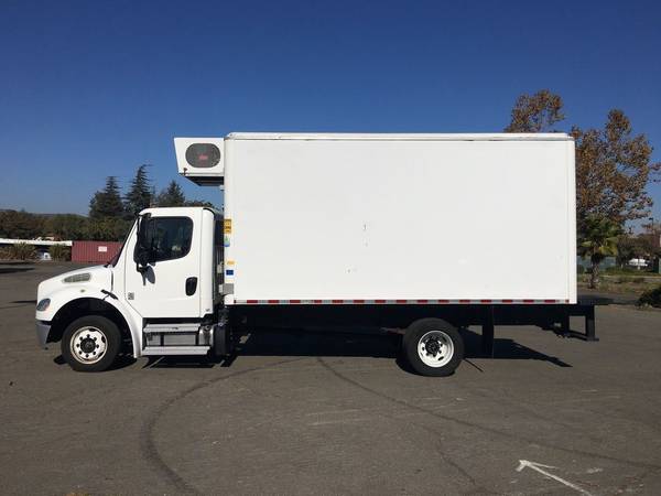 2017 FREIGHTLINER M2 16' REEFER TRUCK *LIKE NEW 19k MILE* CA... for sale in Fairfield, OR – photo 2