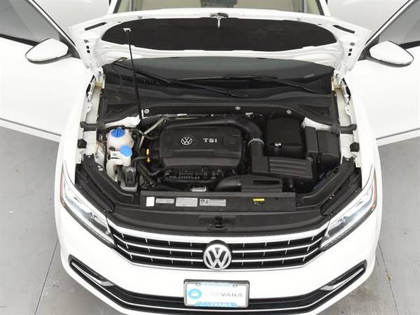 2016 VW Volkswagen Passat 1.8T SE Sedan 4D sedan White - FINANCE for sale in Charleston, SC – photo 4