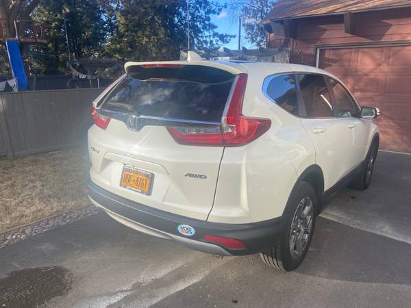 Honda CR-V, like new for sale in Bend, OR – photo 2