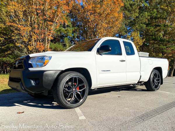 2013 Toyota Tacoma Toyota Tacoma Pickup - cars & trucks - by dealer... for sale in Lenoir City, TN – photo 2