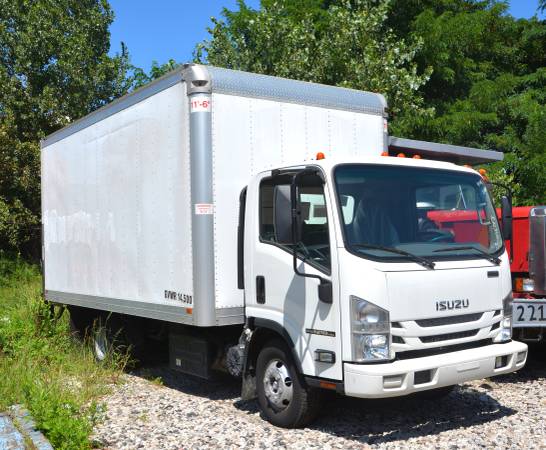 *2016 ISUZU NPR 16' Body - *ATTENTION* THIS WEEK ONLY!! PRICE for sale in Mount Vernon, NY – photo 3