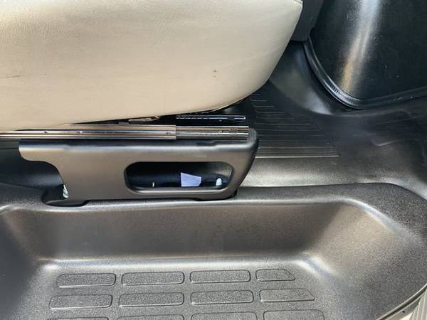 2015 Chevrolet 3500 15' Cargo Box, Gas, Auto, 126K Miles, Lift Gate, F for sale in Oklahoma City, OK – photo 15