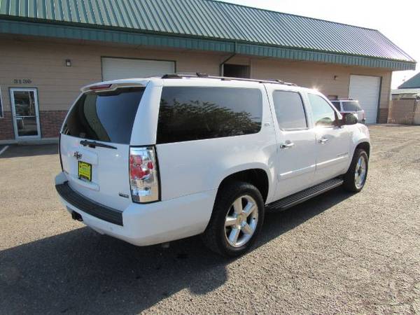 2007 Chevrolet Suburban LTZ 1500 4WD LUXURY FAMILY HAULER! HUGE... for sale in WASHOUGAL, OR – photo 5
