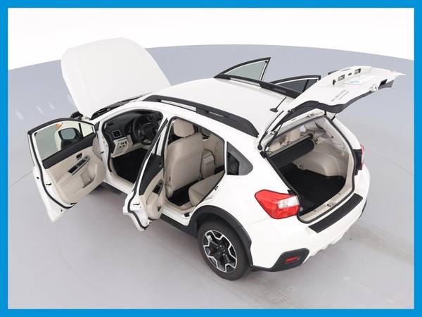 2015 Subaru XV Crosstrek Premium Sport Utility 4D hatchback White for sale in Sacramento , CA – photo 17