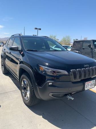 2020 Jeep Cherokee Trailhawk Diamond Black Cry for sale in Lake Havasu City, AZ – photo 2