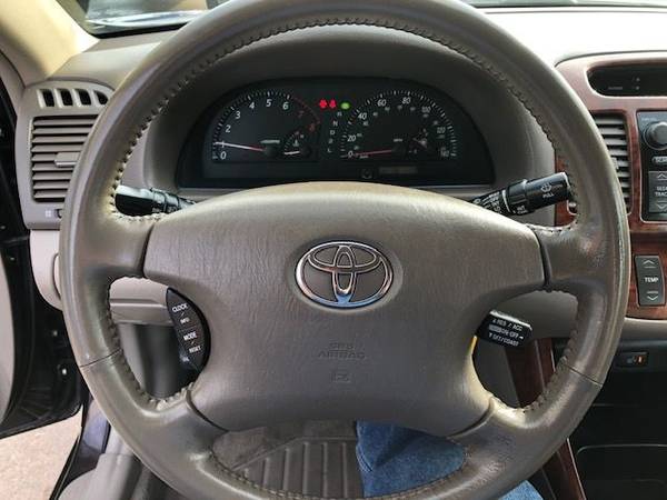 2004 Toyota Camry LE - cars & trucks - by dealer - vehicle... for sale in Des Moines, IA – photo 11