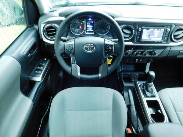 2018 *Toyota* *Tacoma* *SR5 Double Cab 5' Bed V6 4x4 Au for sale in Fayetteville, AR – photo 13
