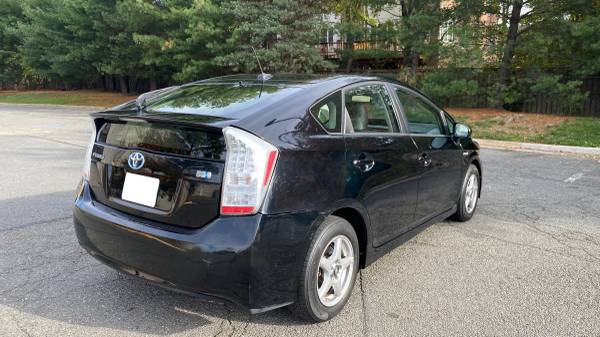 2010 Toyota Prius IV Hatchback 4D - cars & trucks - by owner -... for sale in Arlington, District Of Columbia – photo 6