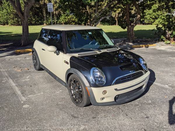 Mini Cooper S R53 - A lot of new parts and tires! - cars & trucks -... for sale in Boca Raton, FL – photo 10