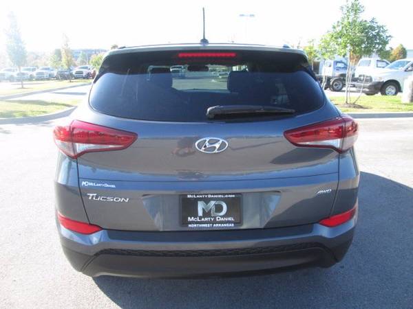 2017 Hyundai Tucson SE suv Gray - cars & trucks - by dealer -... for sale in Bentonville, AR – photo 5