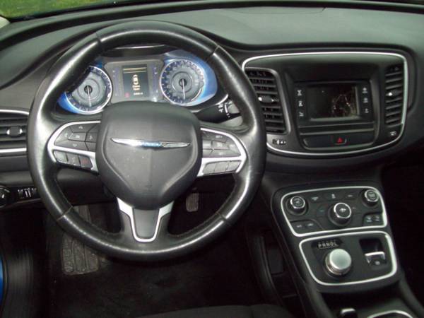 2015 Chrysler 200 Limited - cars & trucks - by dealer - vehicle... for sale in Springdale, AR – photo 7