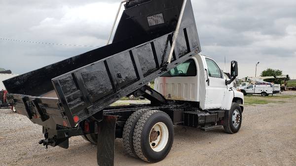 2006 GMC C8500 Single axle Dump Truck Diesel Automatic for sale in Fayetteville, AR – photo 6