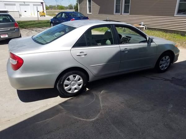 2002 Toyota Camry le for sale in Des Moines, IA – photo 3