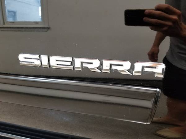 2013 GMC Sierra 1500 SLT Crew Cab 4WD for sale in Hudsonville, MI – photo 13