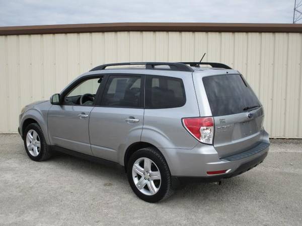 2010 Subaru Forester 2.5X Premium - cars & trucks - by dealer -... for sale in Wilmington, OH – photo 5
