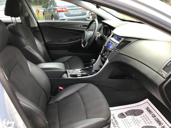 2013 Hyundai Sonata SE!! Clean Carfax, Clean Car!! for sale in Pensacola, FL – photo 13