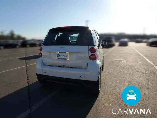2013 smart fortwo Pure Hatchback Coupe 2D coupe White - FINANCE... for sale in Palmdale, CA – photo 10