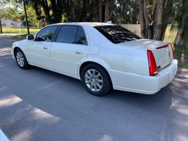 2009 Cadillac DTS (ONLY 88K MILES! CLEAN CARFAX! for sale in largo, FL – photo 6