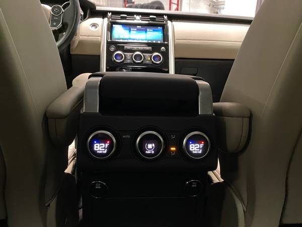 2017 Land Rover Discovery HSE V6 SUPERCHARGED - - by for sale in Coopersville, MI – photo 18