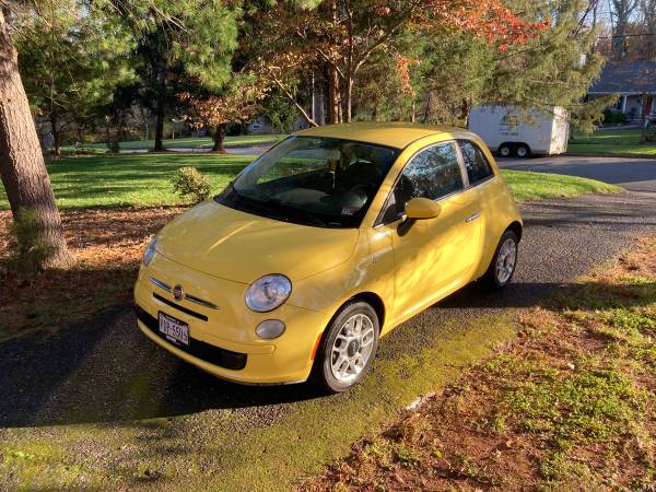 2013 Fiat 500 (Yellow) - cars & trucks - by owner - vehicle... for sale in Lynchburg, VA – photo 5