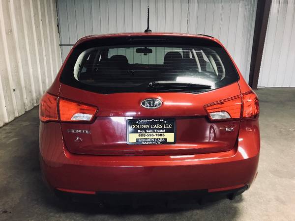 2011 Kia Forte 5-Door EX - cars & trucks - by dealer - vehicle... for sale in Madison, WI – photo 5