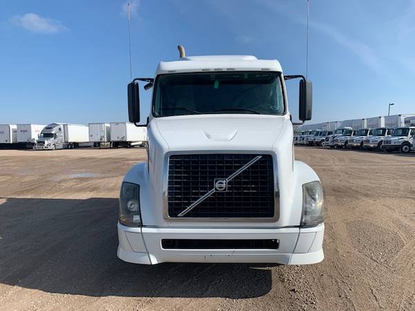 2012 Volvo VNL64T630 Sleeper Tractor #82048 - cars & trucks - by... for sale in Fond Du Lac, WI – photo 6