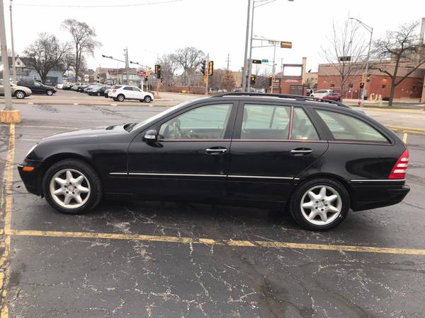 2004 MERCEDES-BENZ C-CLASS - cars & trucks - by dealer - vehicle... for sale in Kenosha, WI – photo 6