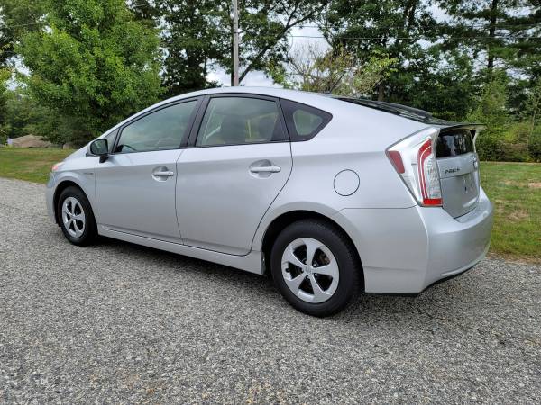 2012 Toyota Prius Hybrid II - cars & trucks - by dealer - vehicle... for sale in Exeter, RI – photo 4