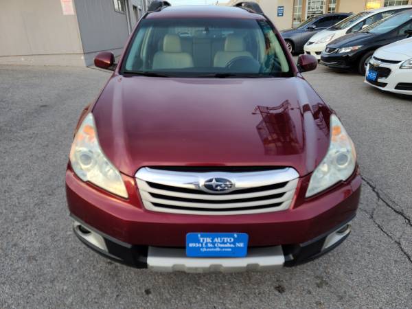 2011 Subaru Outback 3.6R Limited AWD ** GREAT CONDITION** - cars &... for sale in Omaha, NE – photo 2