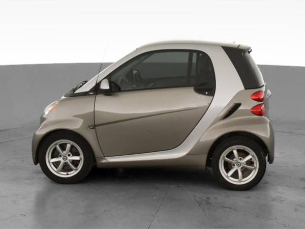 2012 smart fortwo Passion Hatchback Coupe 2D coupe Gray - FINANCE -... for sale in Fresh Meadows, NY – photo 5