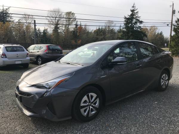 2017 Toyota Prius Three Hatchback for sale in Bellingham, WA – photo 4