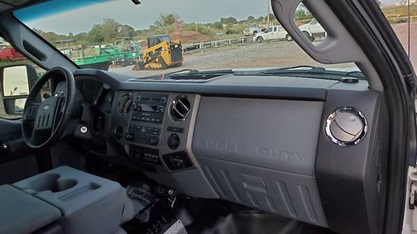 2011 Ford F-550 4wd Crew Cab 7500lb Crane 9ft Mechanics Service Bed 6. for sale in Little Rock, AR – photo 17