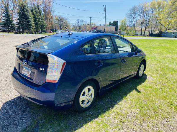 2010 Toyota Prius beautiful 110k miles Package 2 for sale in Shakopee, MN – photo 5